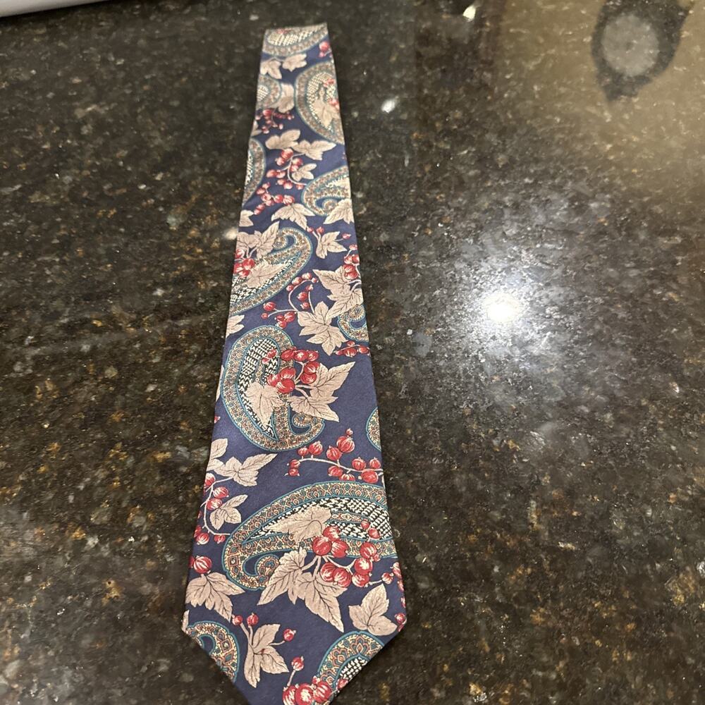 Vintage Buckingham 100% Italian Silk Tie Navy Paisley Floral Berry 54”